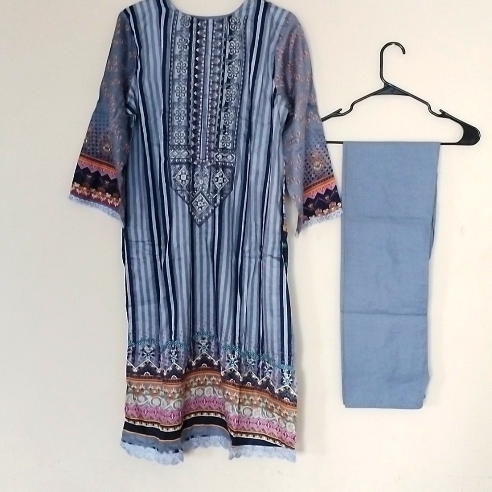 Pakistani Women's Dress